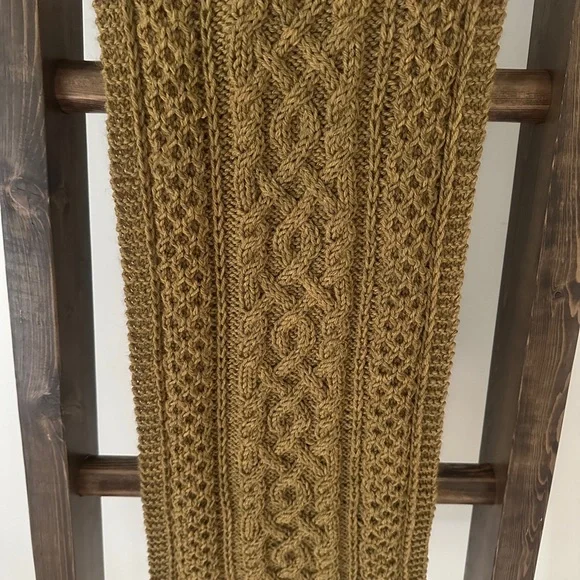 Handmade Cable Knit Wrap - Picture 6 of 8